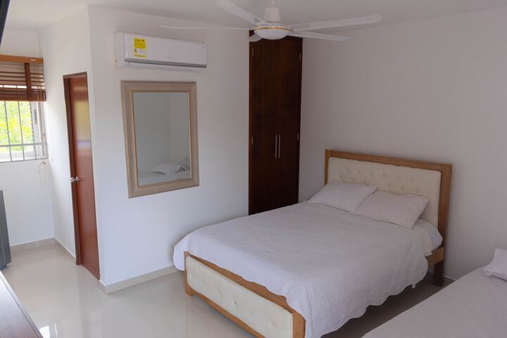 Room 4 of 31