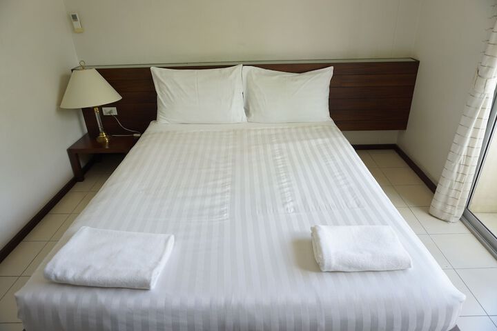 Room 5 of 52