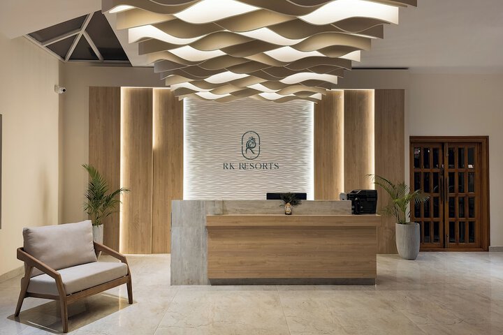 Hotel Interior 7 of 43