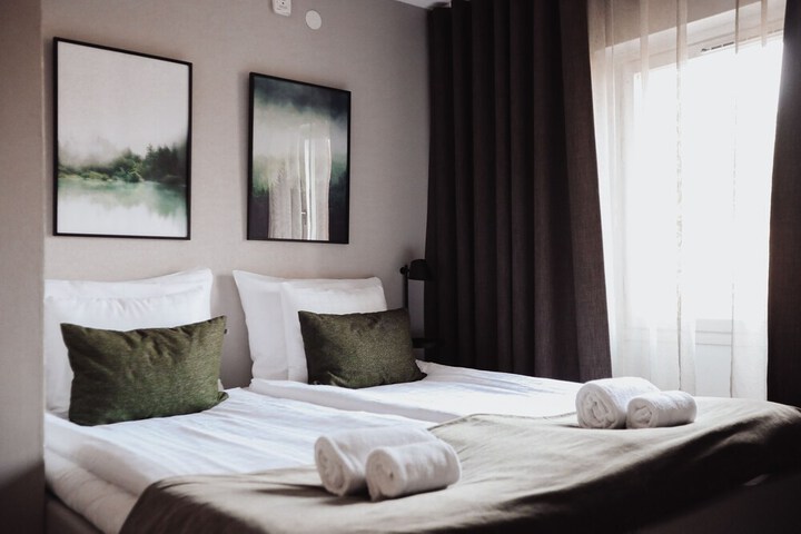 Room 4 of 45