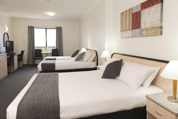 Room 14 of 27