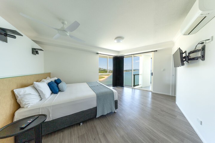 Room 14 of 92