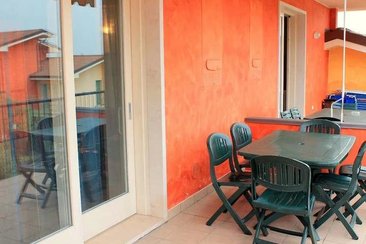 Terrace/Patio 6 of 15