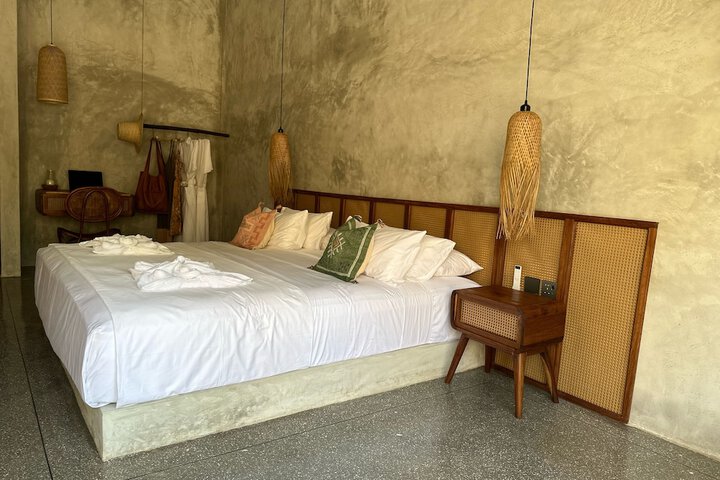 Room 4 of 29