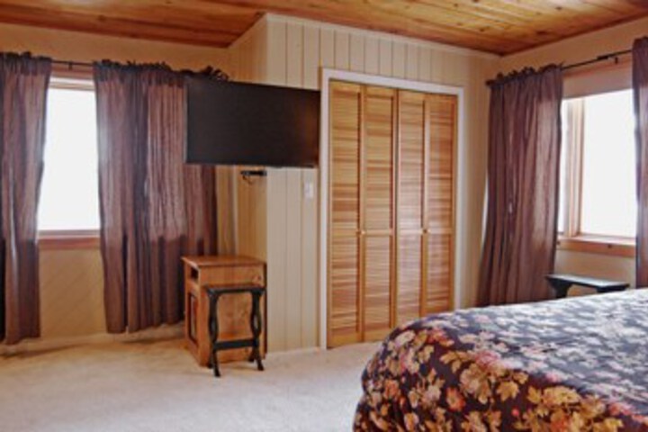 Room 28 of 29