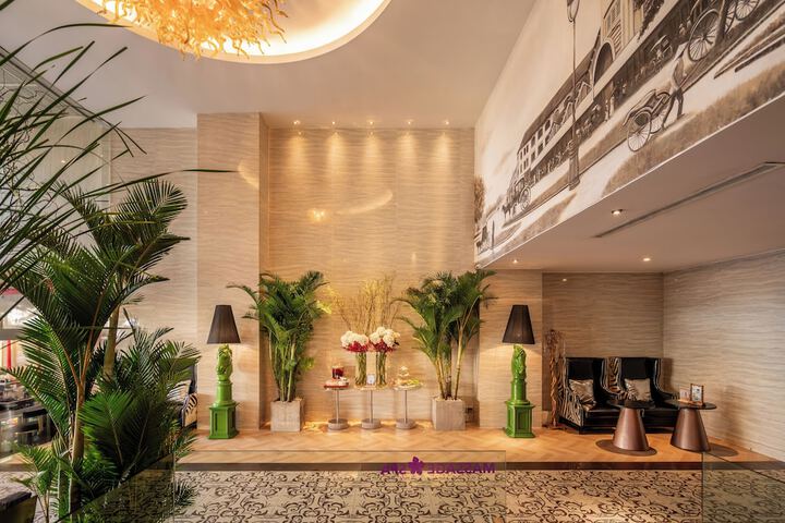 Guest Lobby