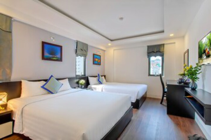 Room 50 of 94