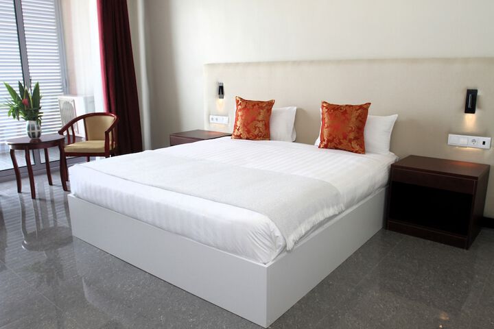 Room 4 of 29
