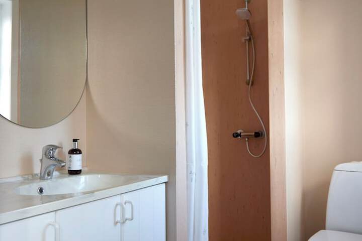 Room 30 of 39