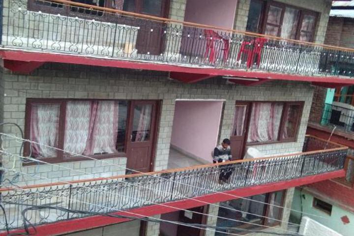 Hotel Hema Holiday Home