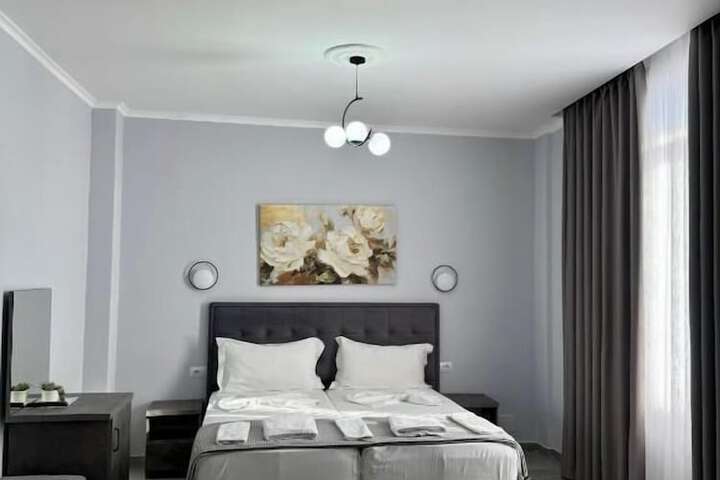 Room 5 of 36