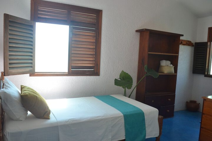Room 3 of 36