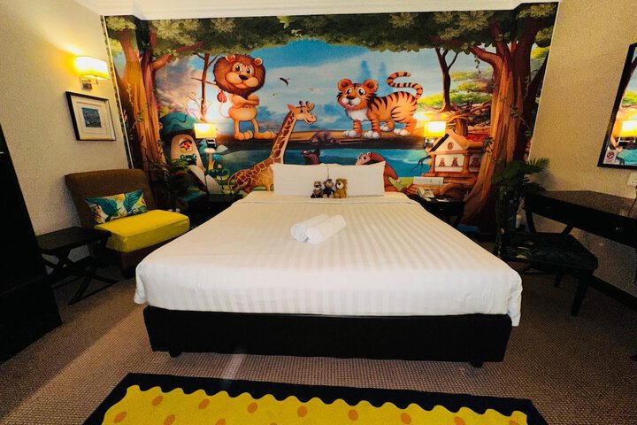 Room 21 of 97
