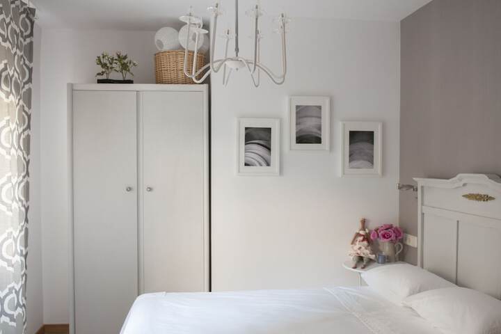 Room 5 of 72