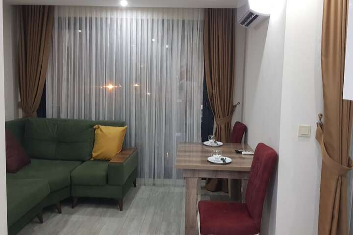 Room 14 of 25