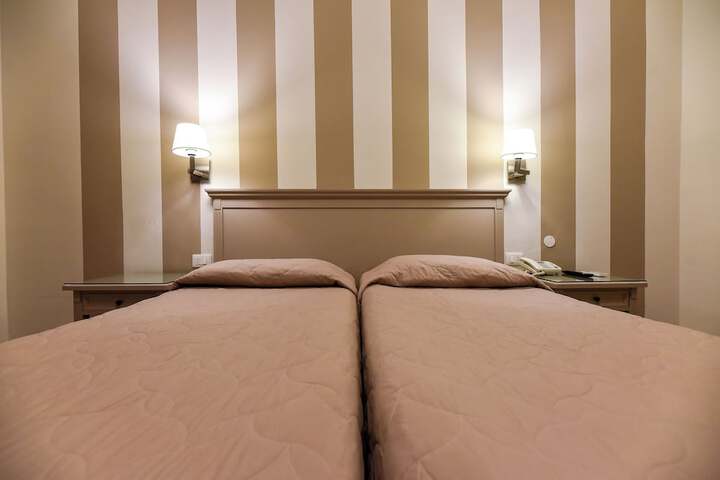 Room 16 of 41
