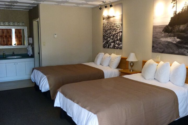Room 6 of 40