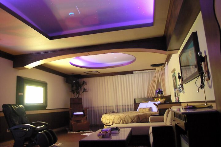 Room 20 of 51