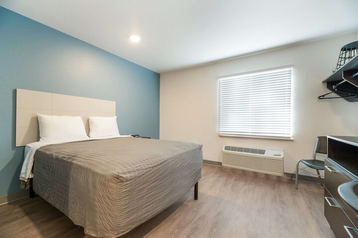 Studio Double Bed (8 of 9)