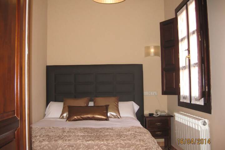Room 8 of 49