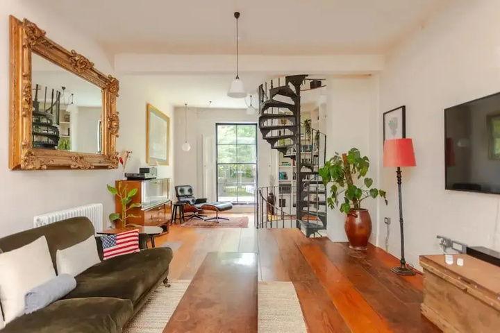 Stunning 2 Bedroom House in Peaceful London Fields