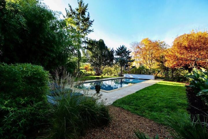 Pool 52 of 89