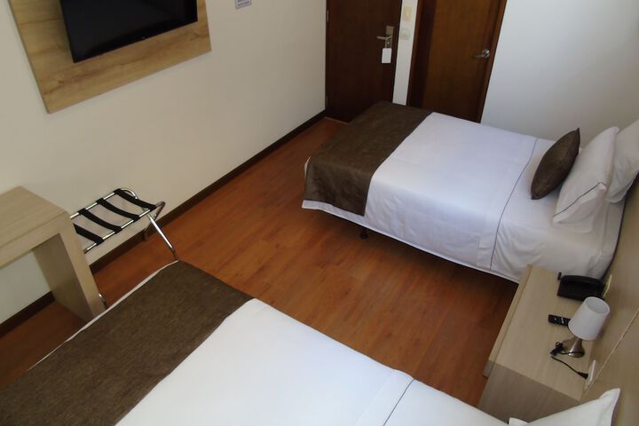 Room 12 of 88