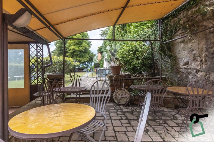 Terrace/Patio 37 of 39