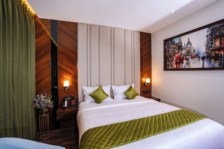 Room 21 of 74