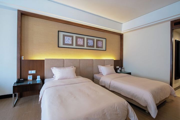 Room 17 of 50