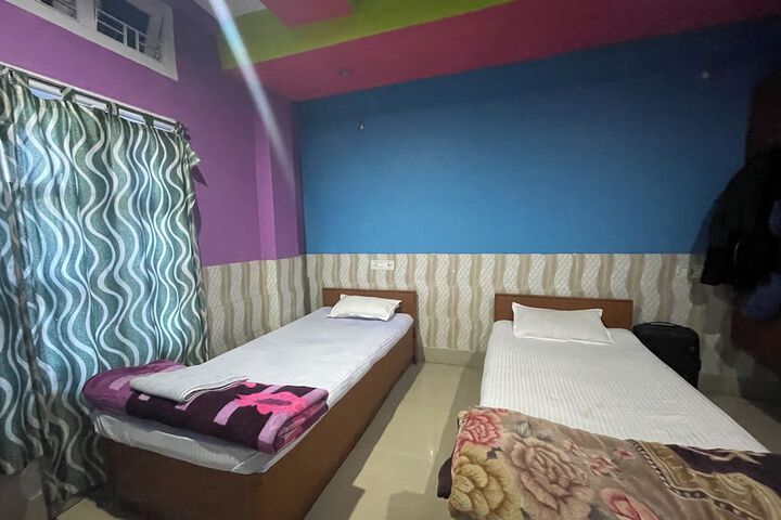 Room 18 of 43