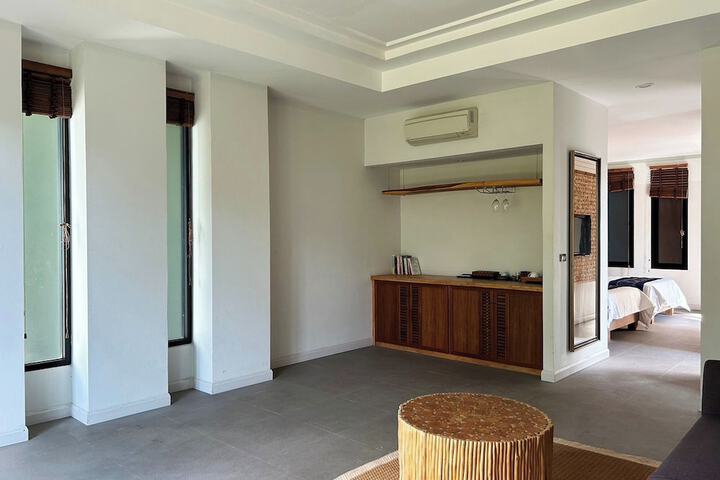 Room 55 of 107
