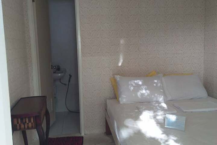 Room 15 of 19