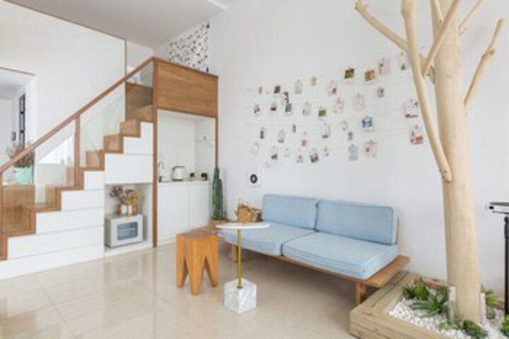 Room 17 of 60