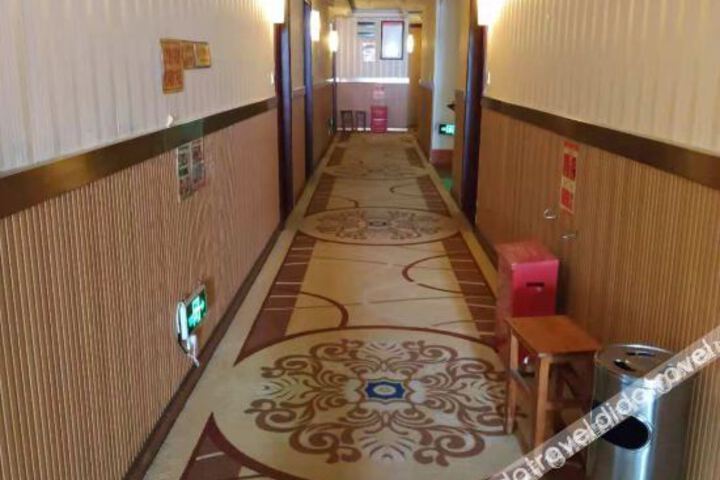 Xixiangfeng Business Hotel