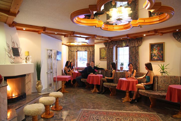 Hotel Interior 2 of 99