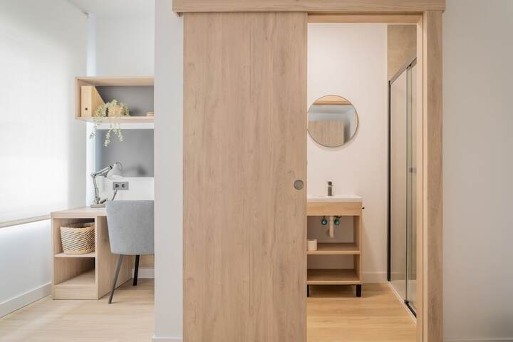 Room 3 of 15