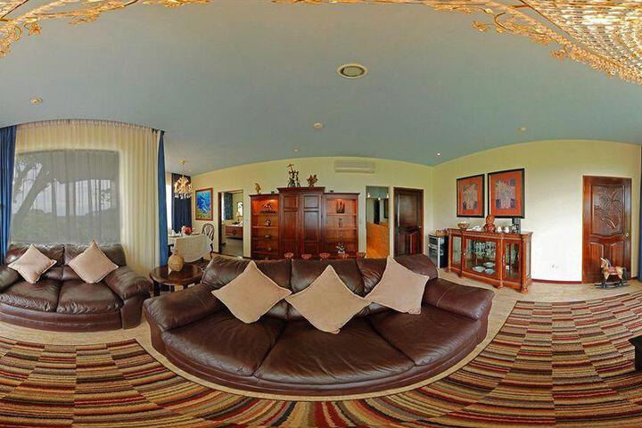 Room 148 of 178