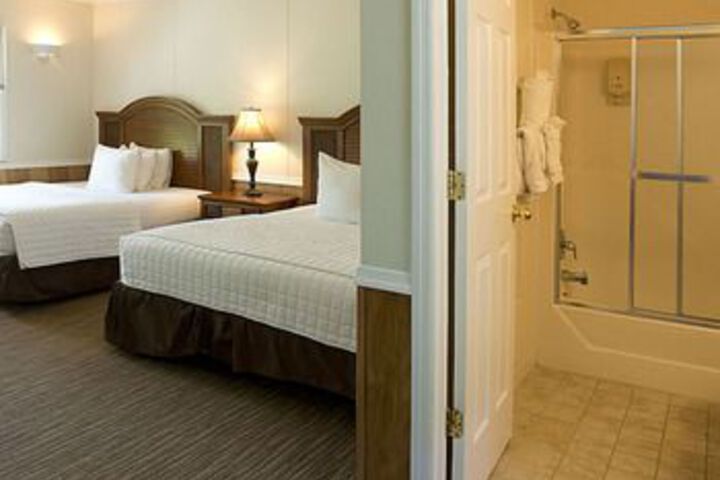 Room 11 of 20