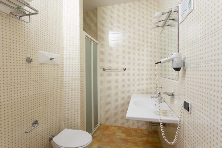 Clean Restrooms