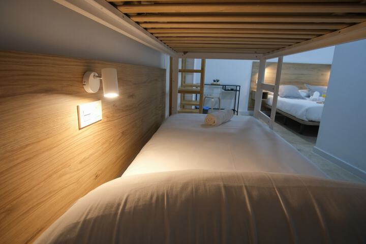 Room 6 of 41