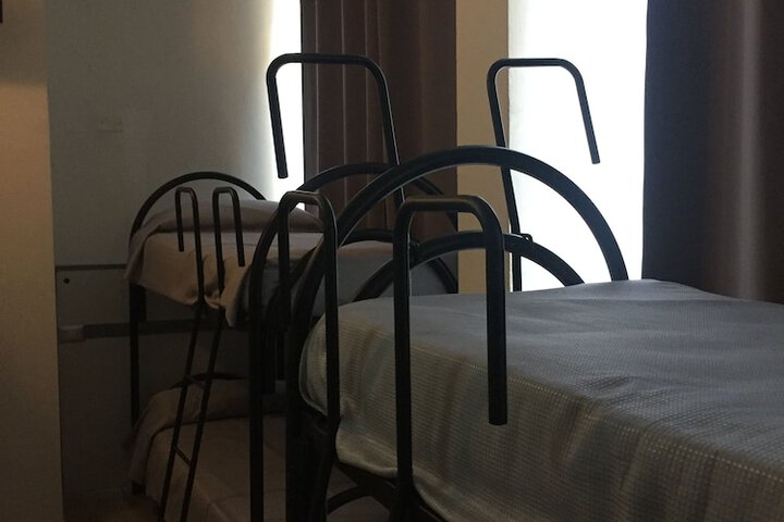 Room 11 of 29