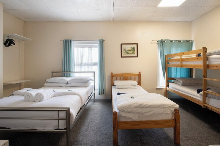 Room 25 of 47
