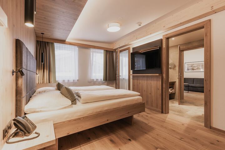Room 29 of 200