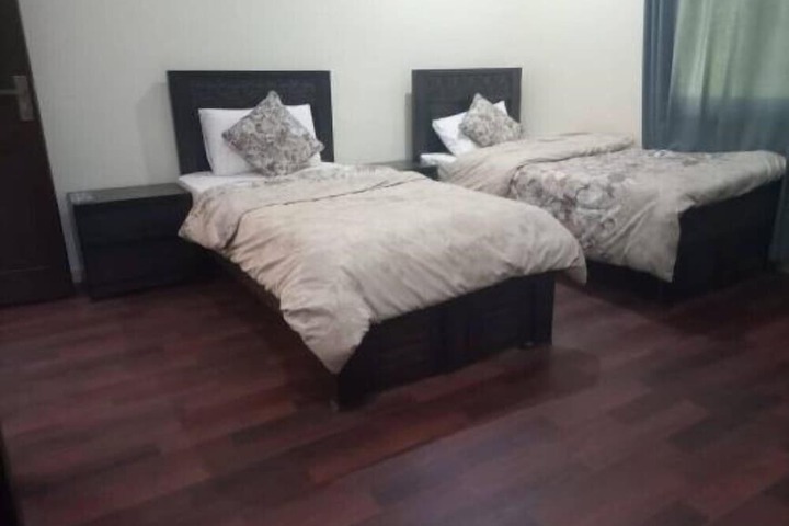 Room 3 of 16