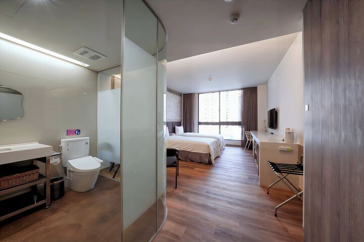 Room 22 of 155