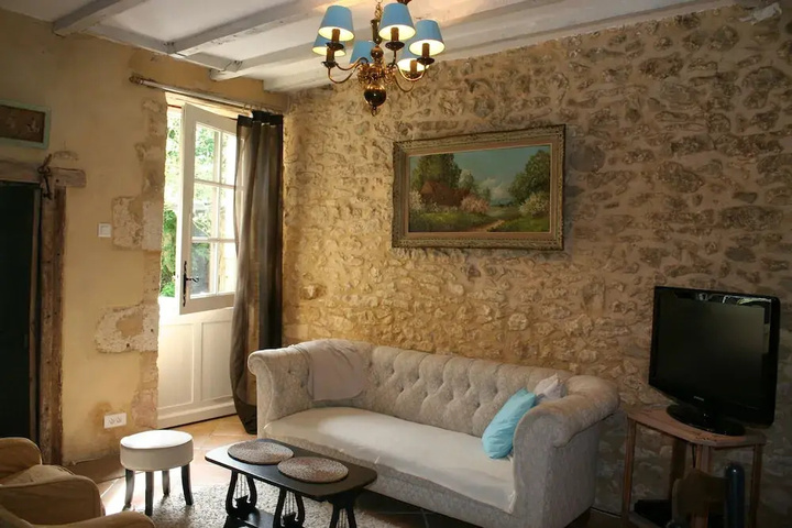 Room 3 of 21