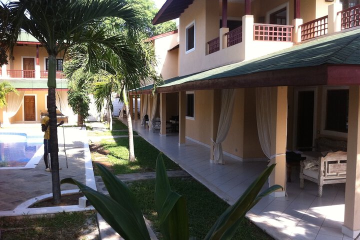 Property Grounds 13 of 17