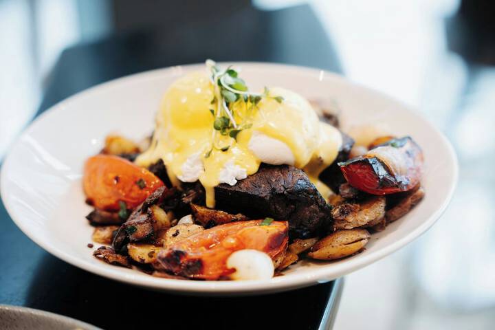 Breakfast/Coffee Service 56 of 83