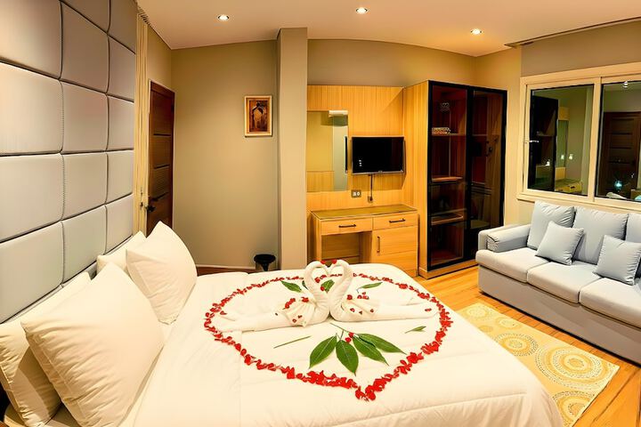 Room 55 of 77
